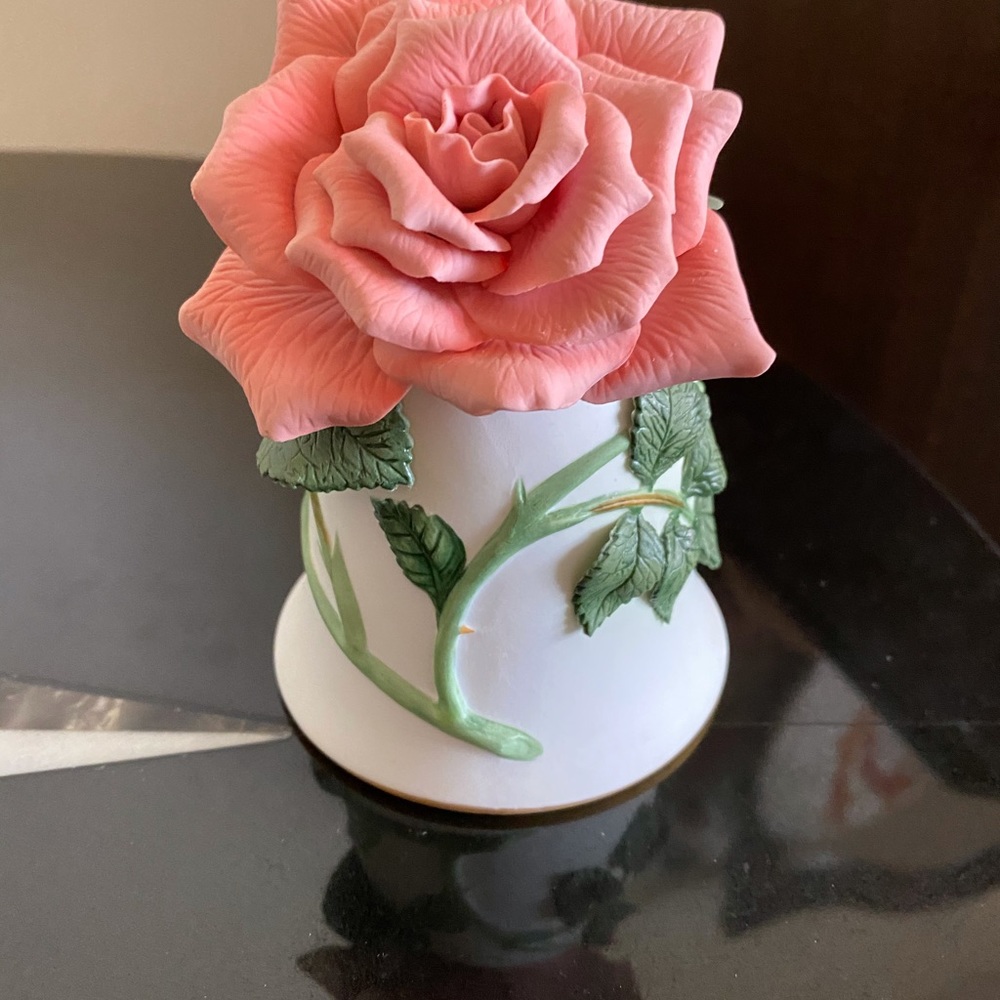 🌸🌺🔔Franklin Mint Jeanne Holgate SONIA ROSE BELL